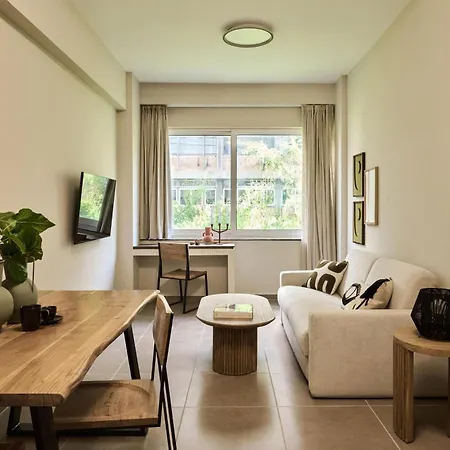 Finders Akadimias Suites-3