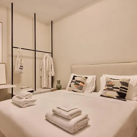 Finders Akadimias Suites-2